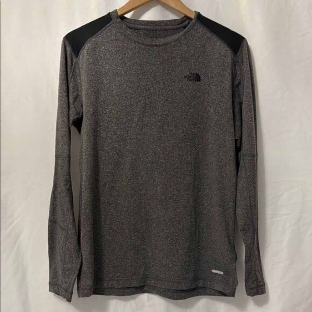 The North Face Men's Gray Long Sleeve Shirt